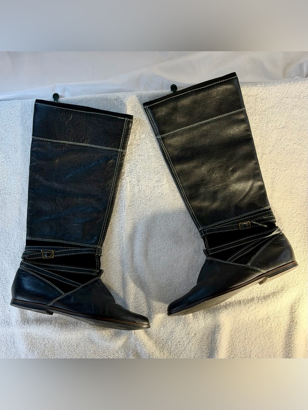 Black Leather Vertan Flat Knee High Boots Size 8.5